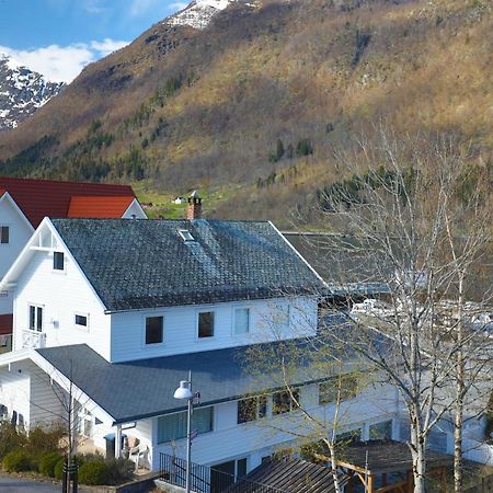 Svingen Apartments Balestrand Εξωτερικό φωτογραφία