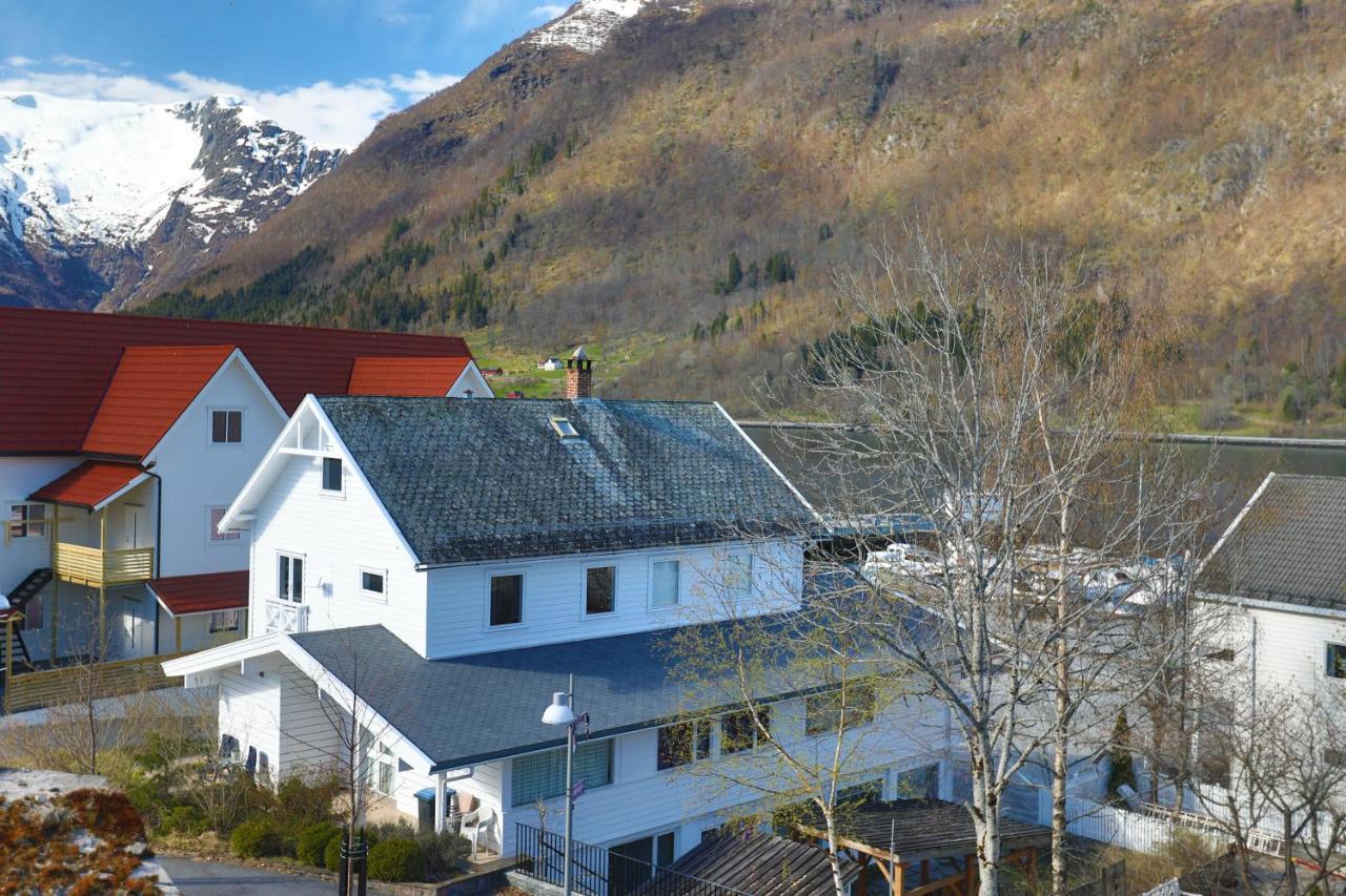 Svingen Apartments Balestrand Εξωτερικό φωτογραφία